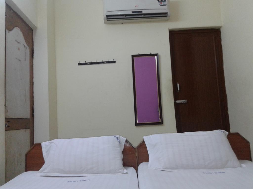 Noble Residency Tirupati Room photo